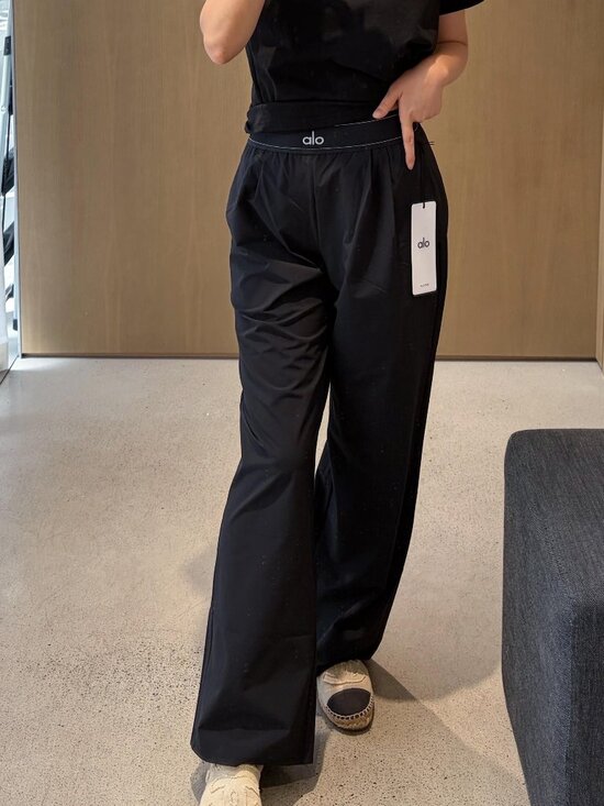 ALO Yoga Pants - Black ALO Yoga Suit Up Trouser NWT 30" Inseam Wide Relaxed Fit👩‍🎨EverydayStyle